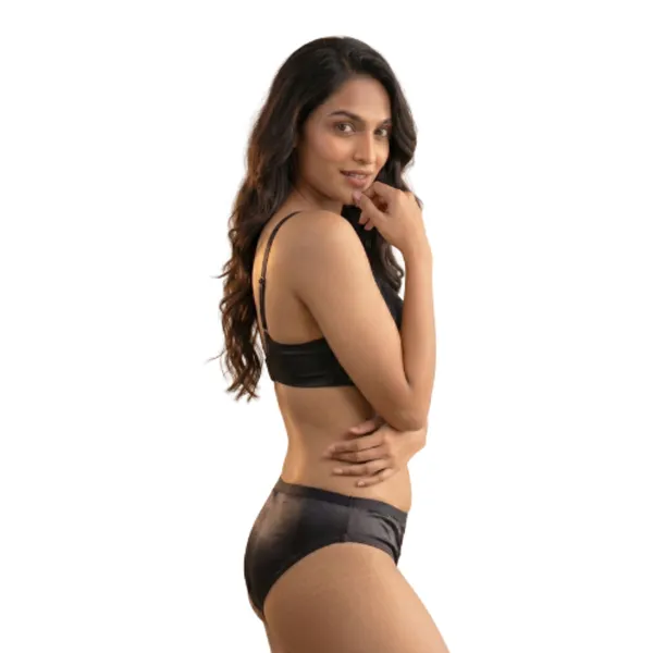 Black__lilly__Lace_Classic_Bra_And_Briefs_Set_for_Women