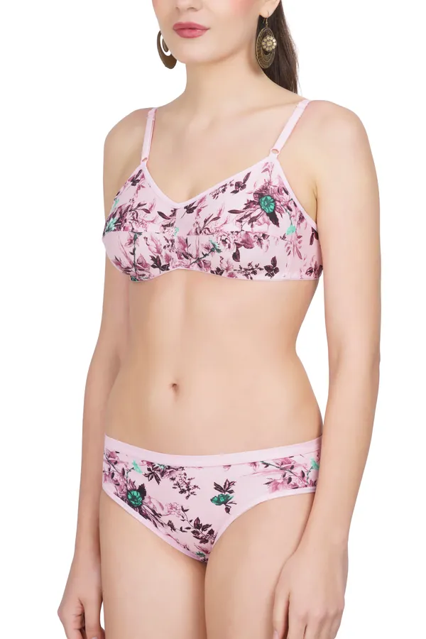Pink_Frooty_Lingerie_Set_for_Women