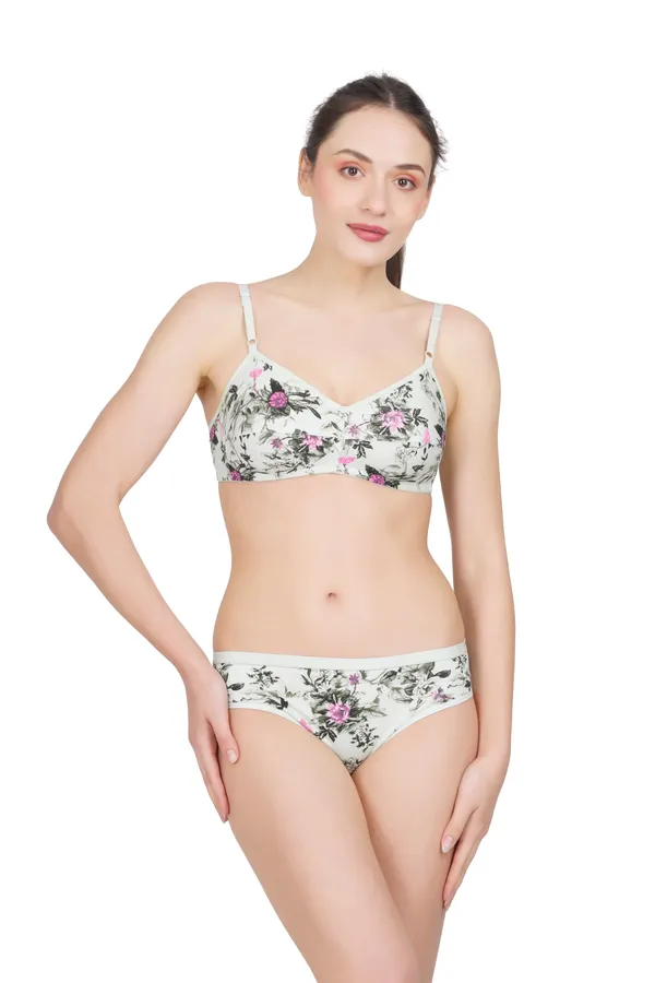Cream_Pink_Frooty_Lingerie_Set_for_Women