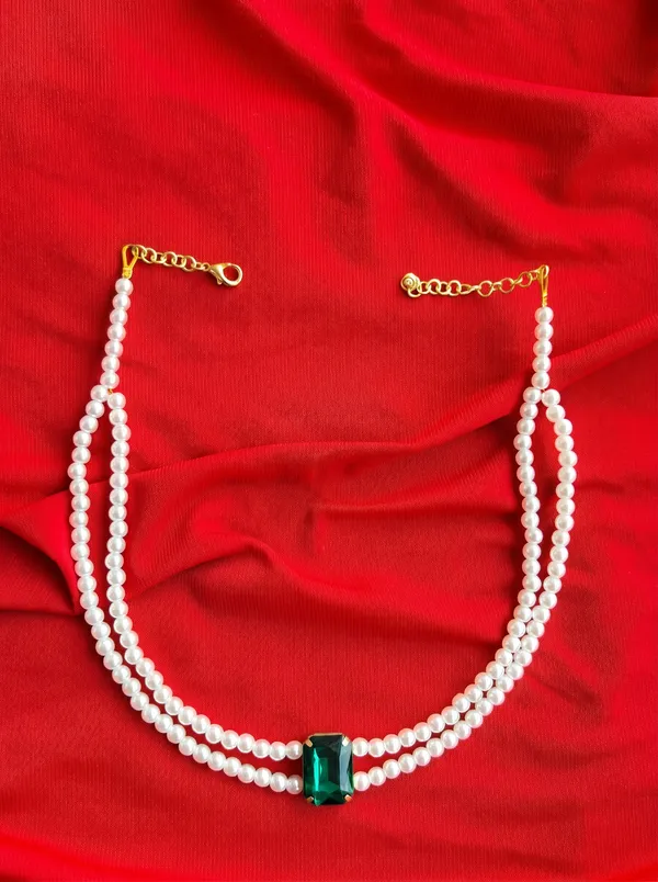 Emerald_Pearl_Necklace