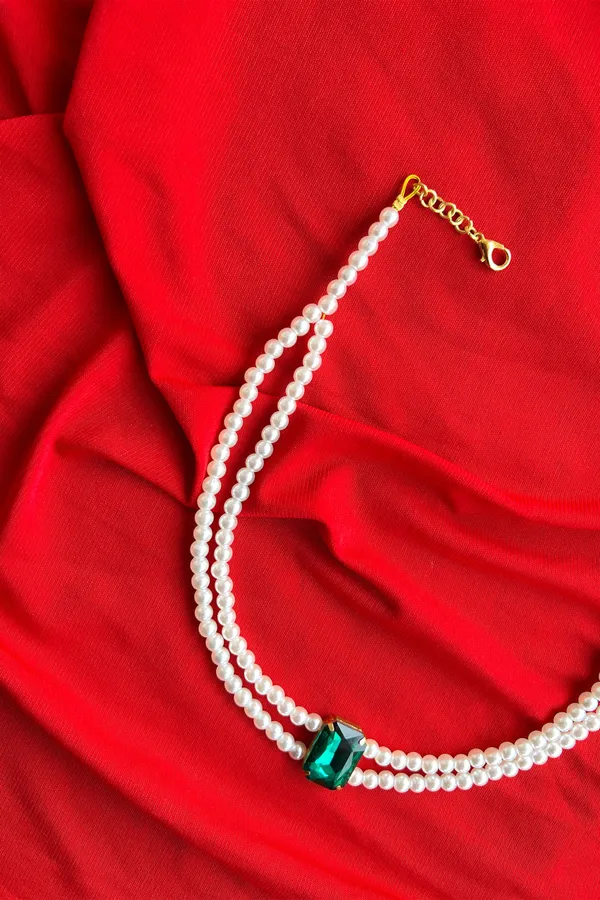 Emerald_Pearl_Necklace