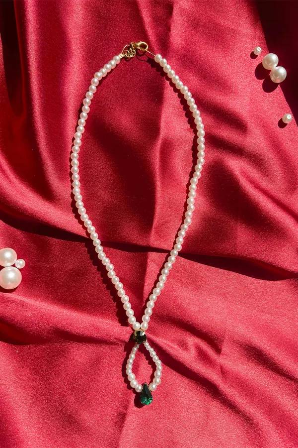 Emerald_Teardrop_Pearl_Necklace