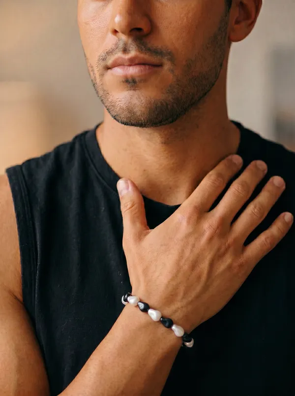 Noir_Harmony_Pearl_Bracelet_Men_Unisex