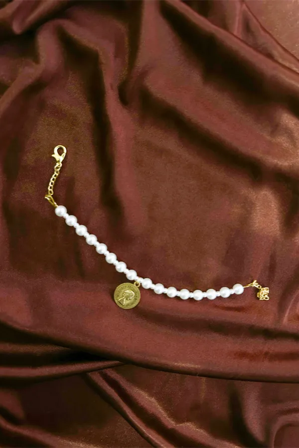 Charm_Line_Bracelet