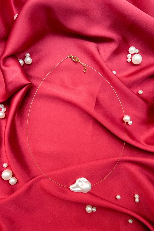 The_Invisible_Baroque_Necklace_Aaa
