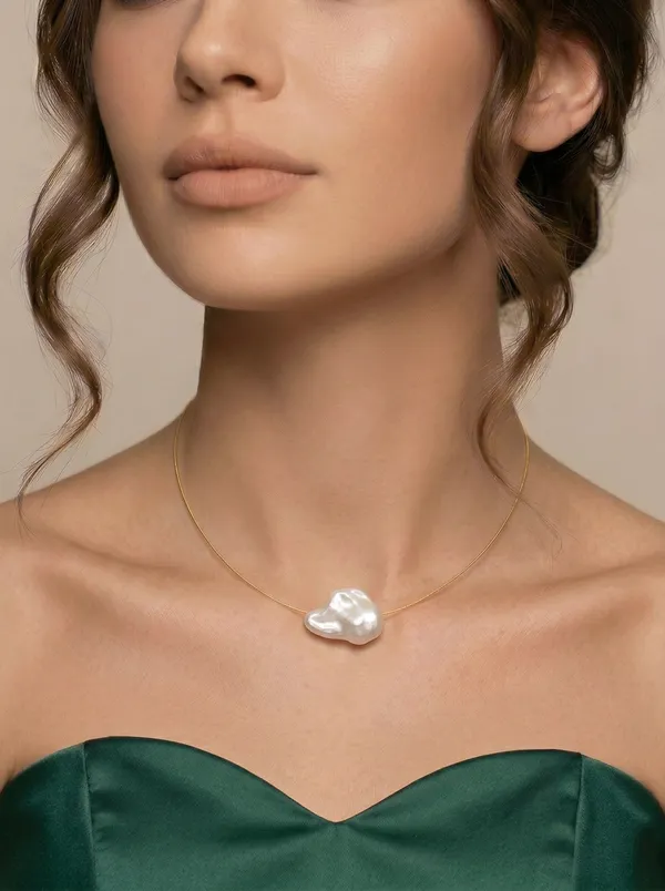The_Invisible_Baroque_Necklace_Aaa