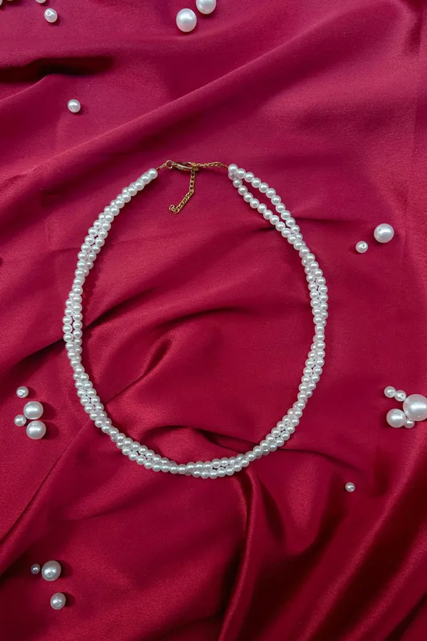 Elegance_In_Layers_Pearl_Necklace