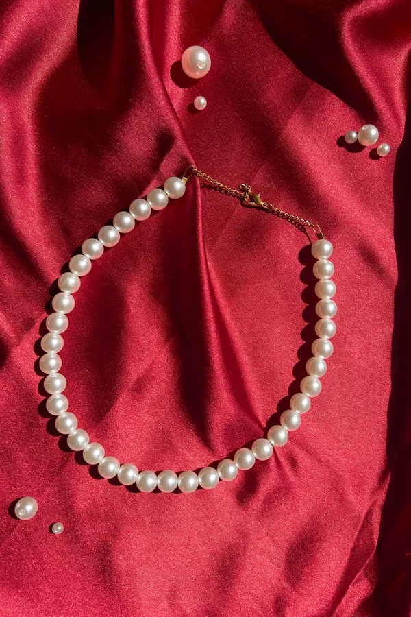 Timeless_Pearl_Necklace_10mm