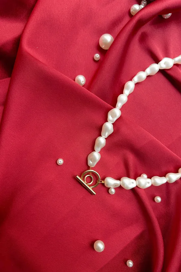 The_Halo_Baroque_Pearl_Necklace_Aaa
