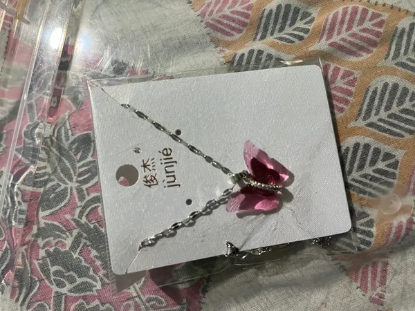 Pink_Flower_Pendant_Necklace_for_Women