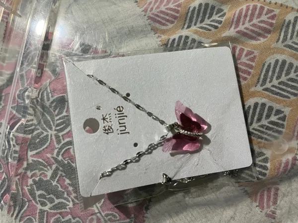 Pink_Butterfly_Pendant_Chain_Necklace_for_Women