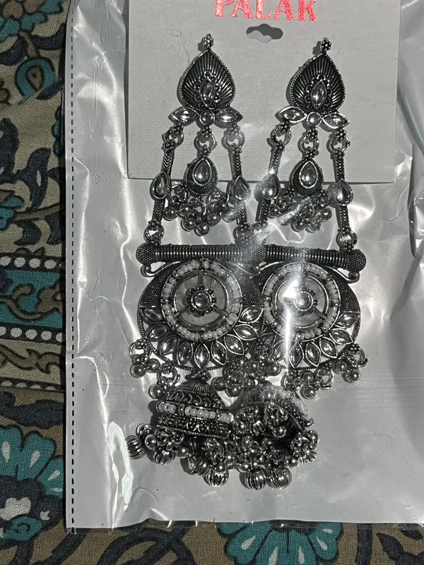 Silver_Oxidized_Necklace_Set_for_Women