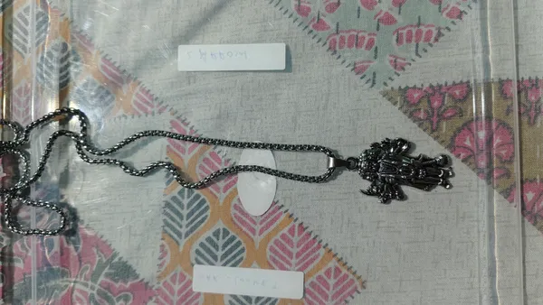 Black_Metal_Statement_Necklace_for_Women