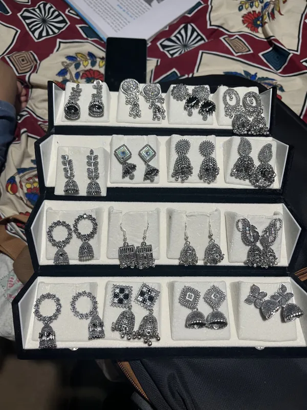 Silver_Oxidised_Jhumka_Earrings_Set_for_Women