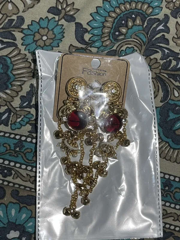Gold-Tone_Red_Stone_Chandbali_Jhumka_Earrings