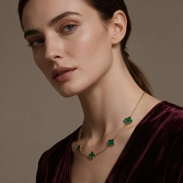 Gold-Plated_Stainless_Steel_Green_Clover_Charm_Necklace_For_Women