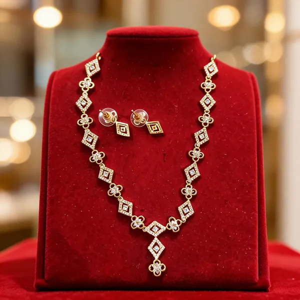 Gold_Brass_Stone-Studded_Necklace_Set_For_Women