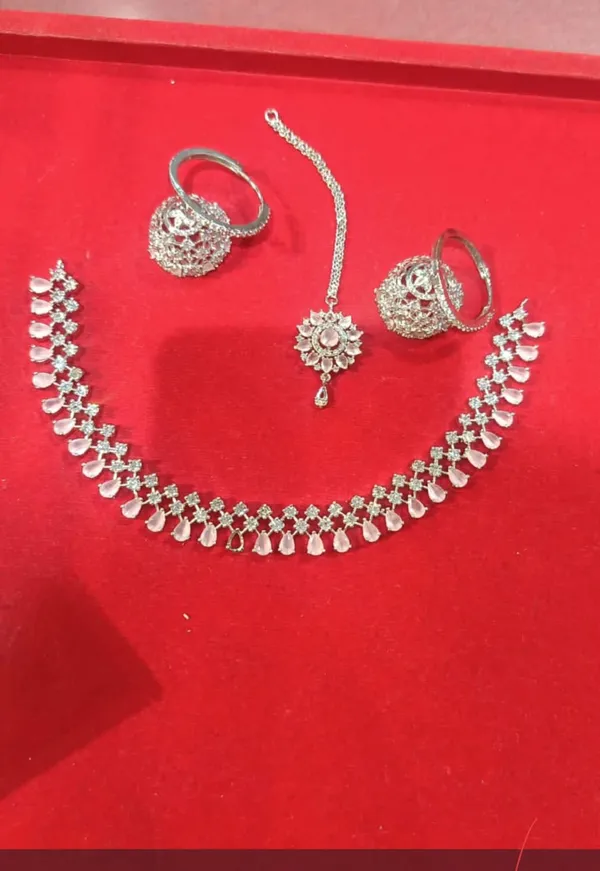 Silver_Brass_Floral_Bridal_Necklace_Jewellery_Set_For_Women