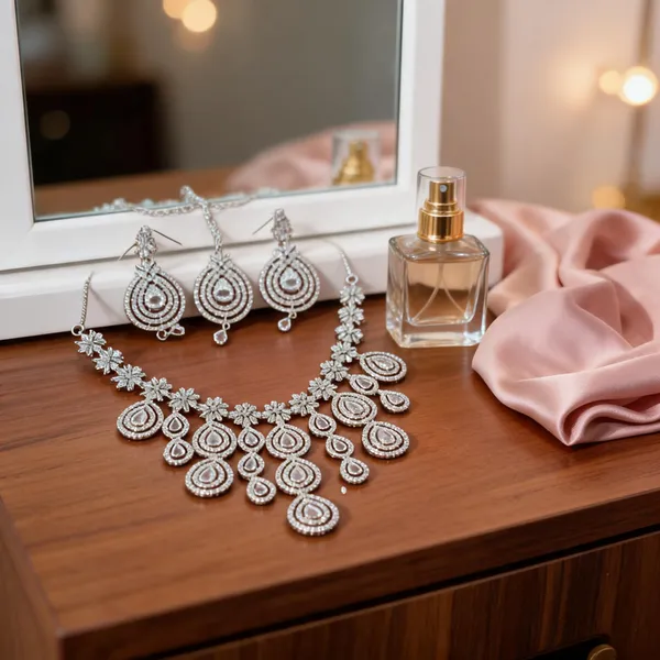 Silver_Brass_Statement_Necklace_Set_For_Women