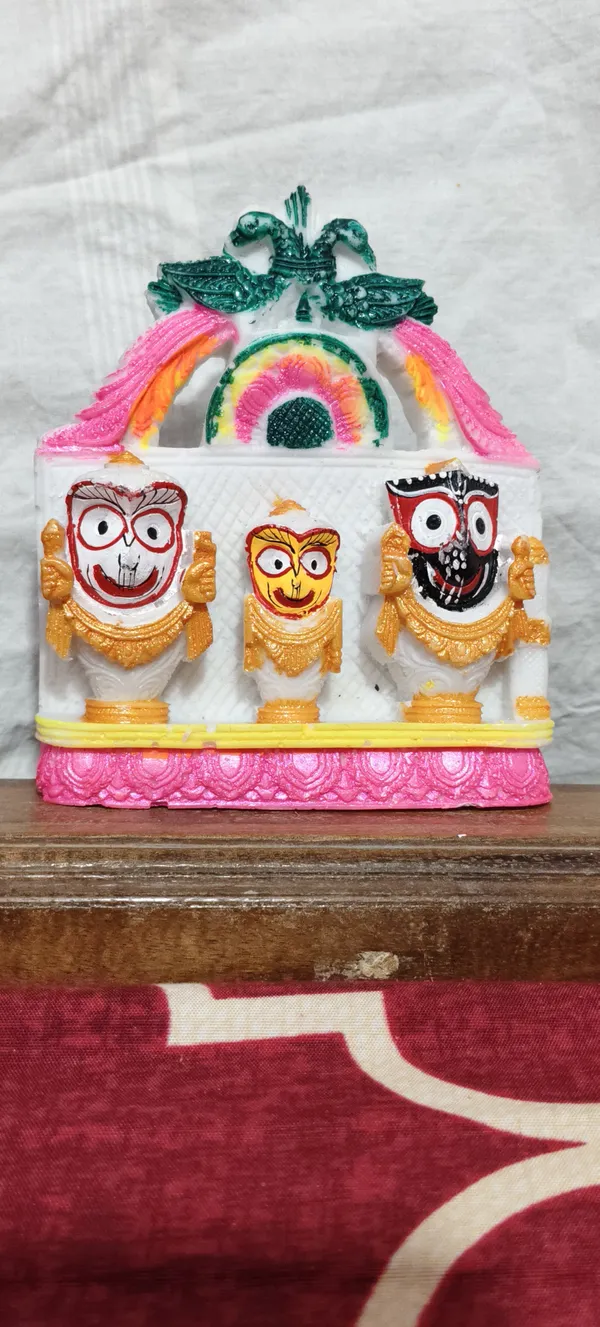 Multicolour_Marble_Dust_Jagannath_Balabhadra_Subhadra_Idol_Set