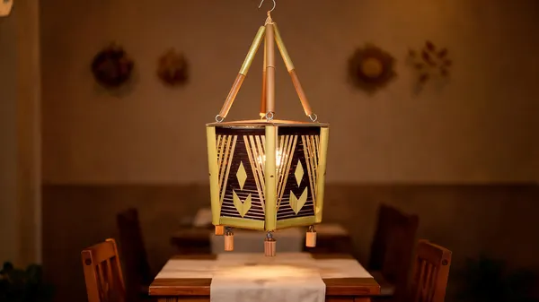 Natural_Bamboo_Hanging_Light_For_Home_Decor