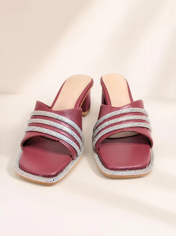 Brepik_Mauve_Embellished_Block_Heel_Sandals_|_Festive_Wear
