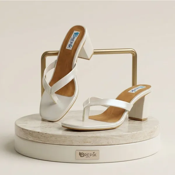 White_Synthetic_Casual_Block_Heel_Sandals_For_Women