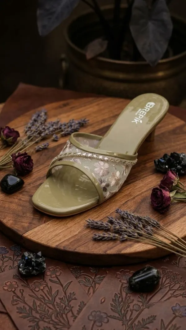 BREPIK_Women_Traditional_Green_Low_Heel_Comfortable_Daily_Wear_Sandals