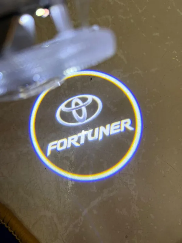 Toyota_Fortuner_Led_Door_Welcome_Light_Ghost_Shadow_Logo_Projector_Plug_Play_2_Pcs_Default_Title