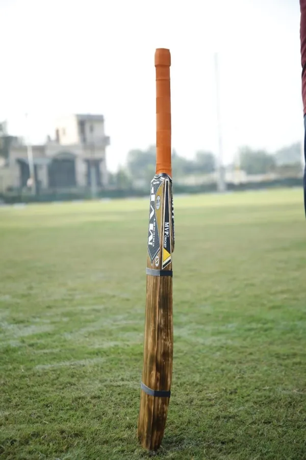 MONSTER_SOFT_TENNIS_BAT_