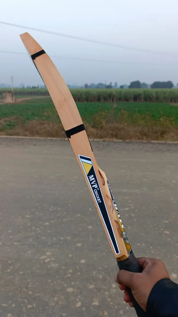 Mvp_Wooden_Cricket_Bat_With_Black_Grip