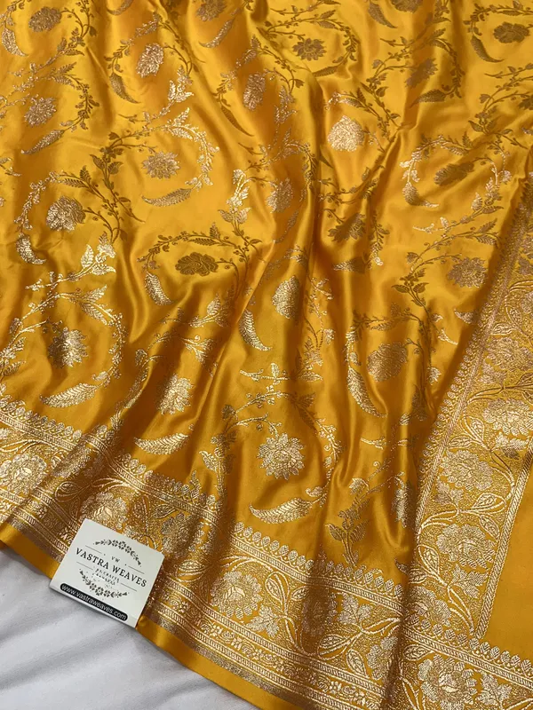 Mustard_Silk_Floral_Zari_Saree_For_Women