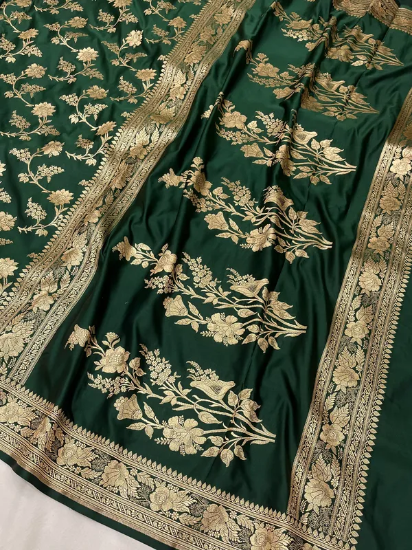 Green_Silk_Floral_Zari_Saree_for_Women