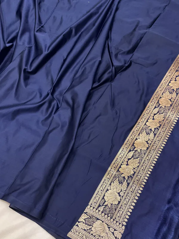 Blue_Floral_Woven_Saree_for_Women