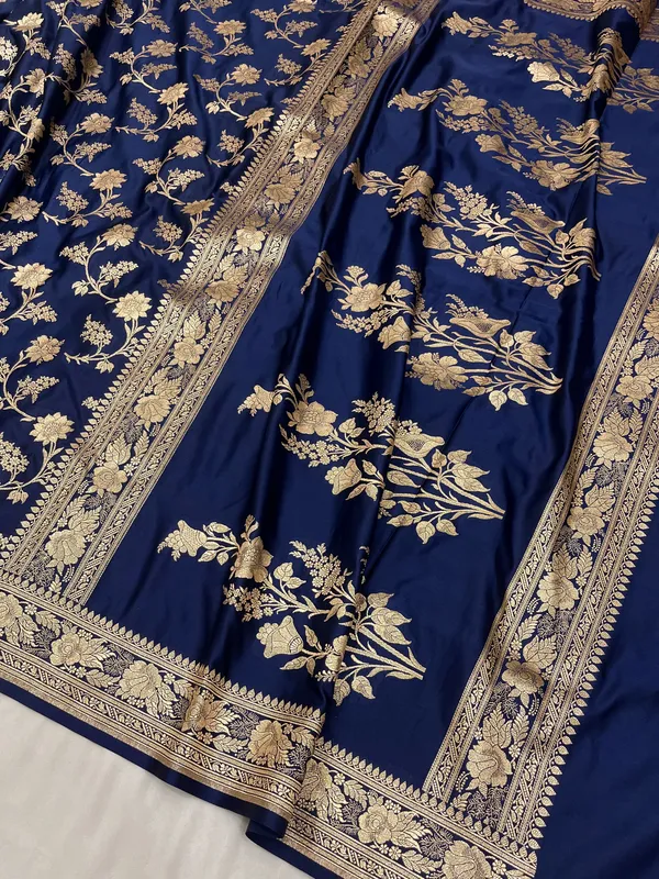Blue_Floral_Woven_Saree_for_Women