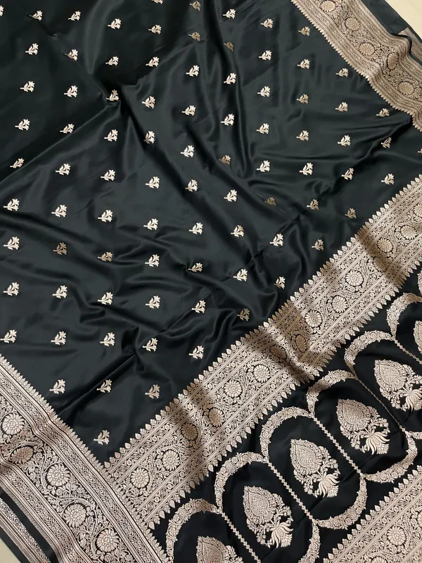 Vastra_Weaves-Masheu_Katan_Silk-saree