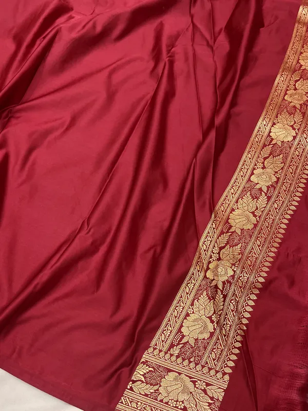 Maroon_Floral_Embroidered_Saree_for_Women