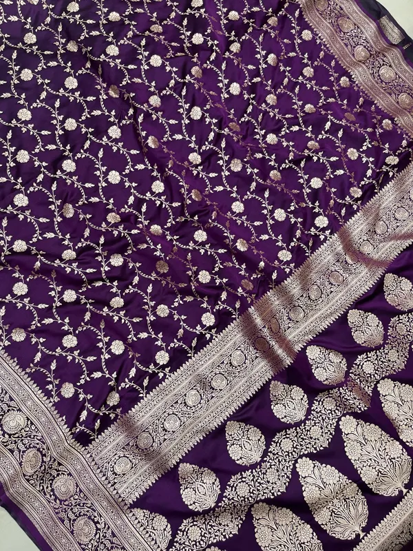 Purple_Silk_Floral_Saree_for_Women
