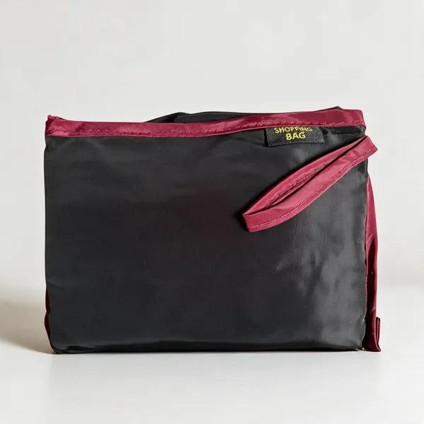 Black_Plain_Zipper_Pouch_For_Women
