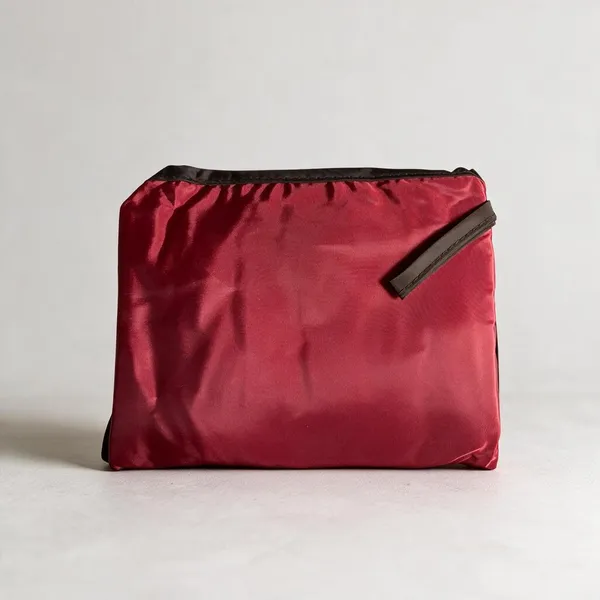 Red_Plain_Zipper_Pouch_For_Women