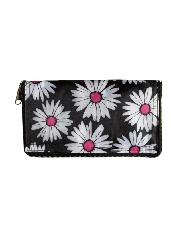 Black_Printed_Zipper_Pouch_For_Women