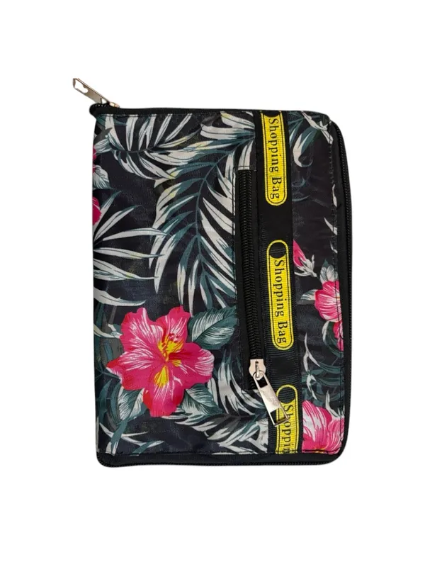 Black_Printed_Zipper_Pouch_For_Women