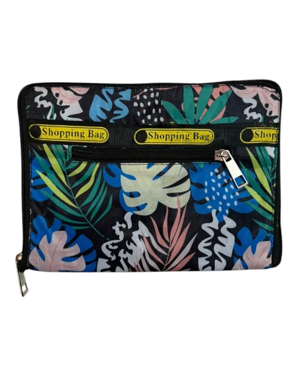 Black_Printed_Zipper_Pouch_For_Women