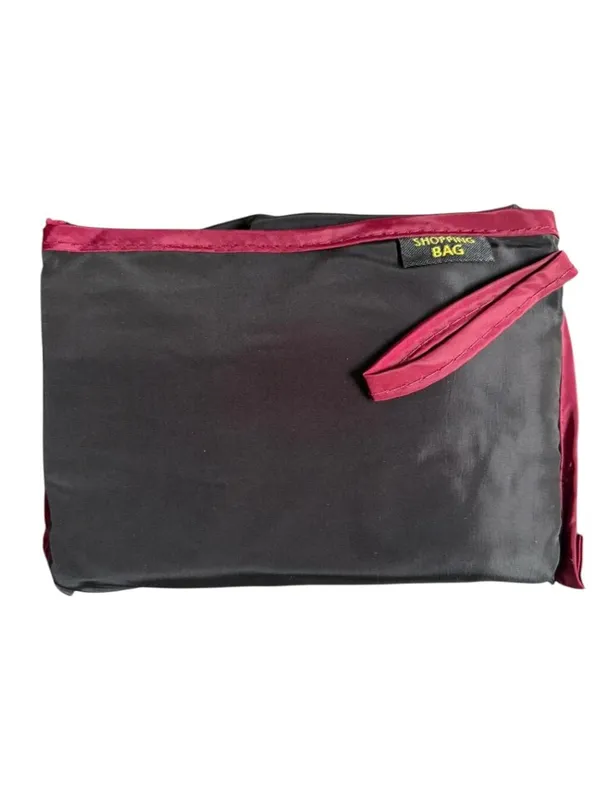 Black_Plain_Zipper_Pouch_For_Women