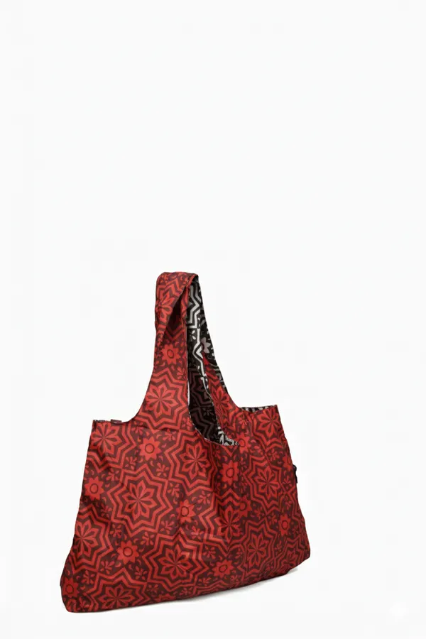 Red_Patterned_Tote_Bag_For_Women