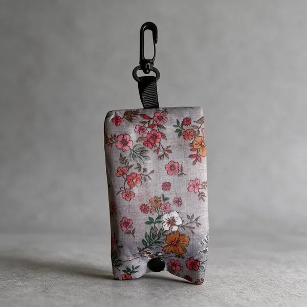 Grey_Printed_Zipper_Pouch_For_Women