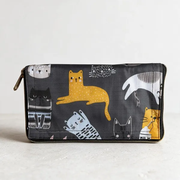 Black_Printed_Zipper_Pouch_For_Women