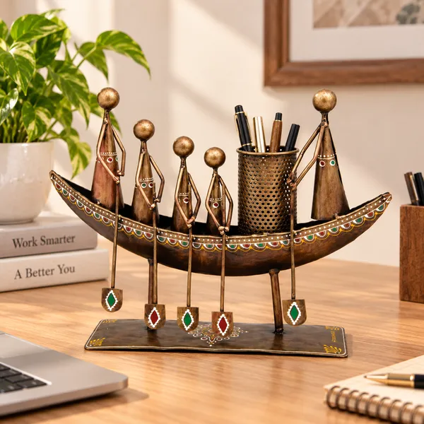 Brown_Metal_Pen_Stand_For_Office,_Study_Table