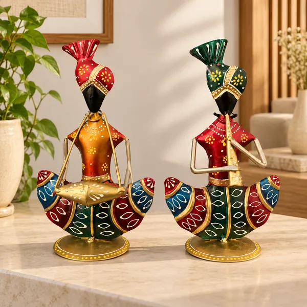 Multicolor_Metal_Figurine_Set_For_Home_Decor
