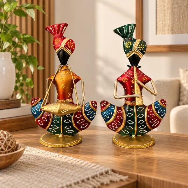 Multicolor_Metal_Figurine_Set_For_Home_Decor